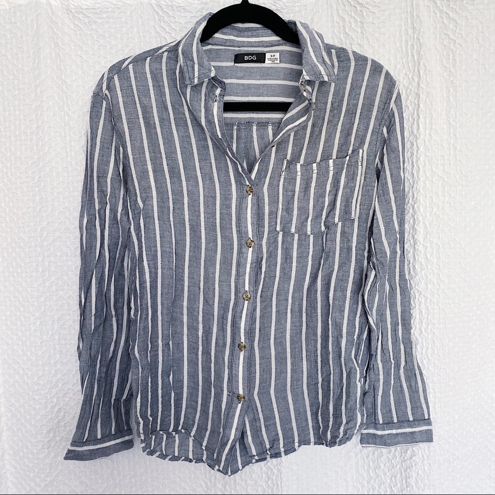 Urban Outfitters Button Down - S